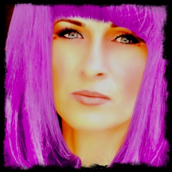 Meet your Posher, Profira - Picture 1 of 3